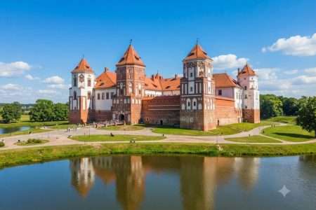 ДВОРЦЫ И ЗАМКИ БЕЛАРУСИ